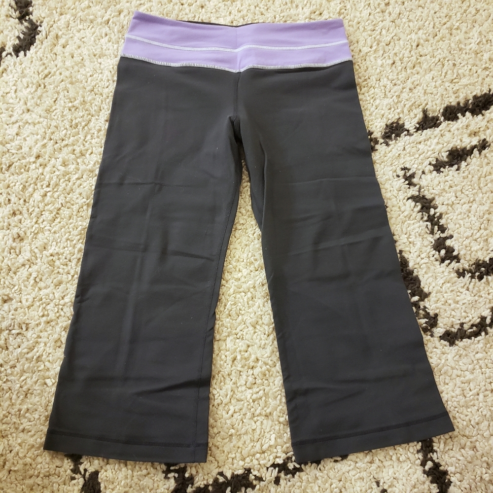 Lululemon wide leg Capri leggings